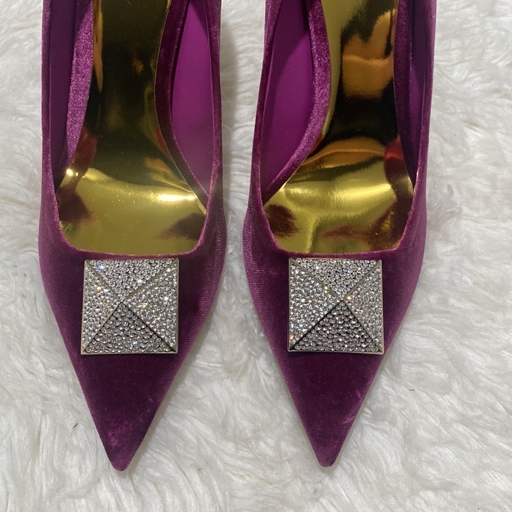 New Valentino Garavani stud pumps in rose violet size 41EU - Picture 3 of 11